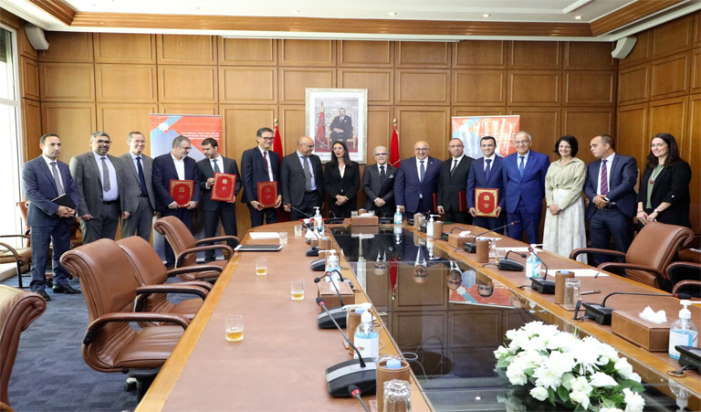 Signing ceremony of partnership agreements between MEF and UM5 of Rabat, UCA, AUI, UIR, UM6P