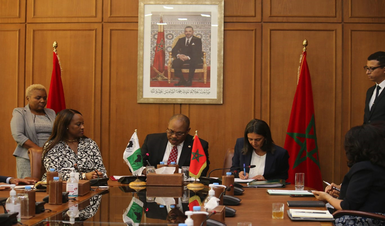 Signature of a Memorandum of Understanding between the Government of the Kingdom of Morocco and the African Development Bank concerning the organization in Morocco of the 2023 edition of the Africa Investment Forum 